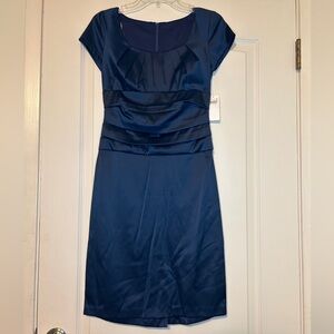 Navy women’s professional Midi dress size 5/6